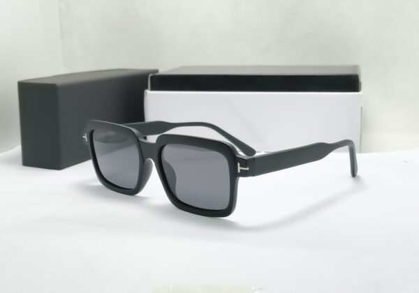 Premium TF sunglass uv protected less unisex items - Image 1