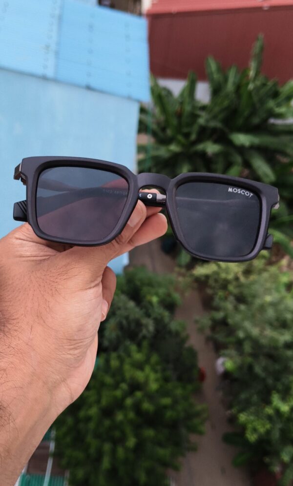 uv protected premium sunglass - Image 3